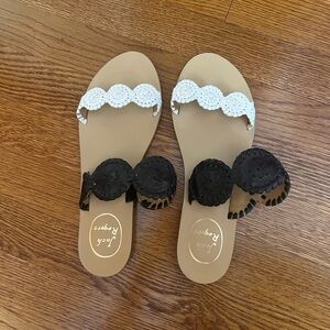 LIKE NEW Jack Rogers Sandals
